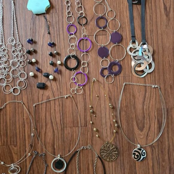 Necklace & Earring Lot Layered, Locket, Horseshoe, Angel Wings Maurices, Rue21 - Picture 5 of 12